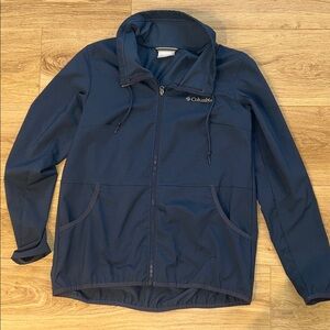 Columbia Woman's Dark Blue Windbreaker
